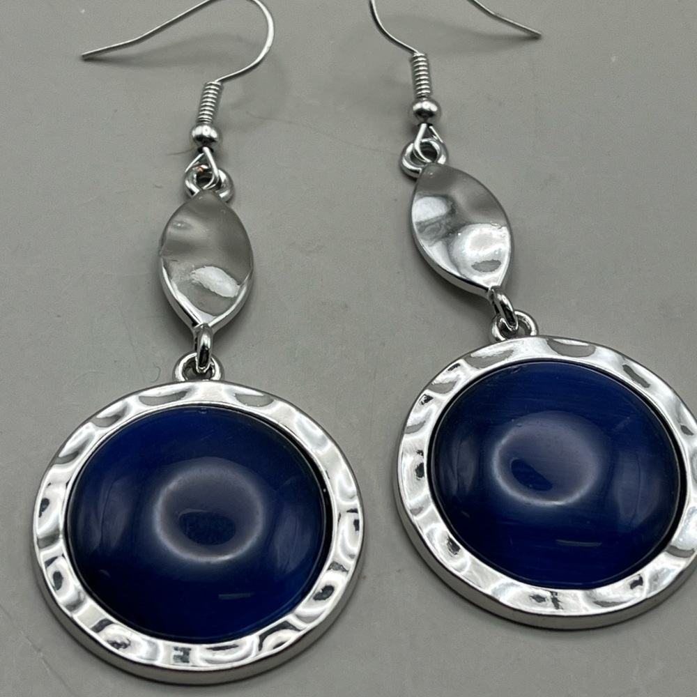Elegant Silver Tone and Blue Dangle Earrings- Glam Statement - Picture 2 of 3